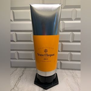 Veuve Clicquot limited edition case